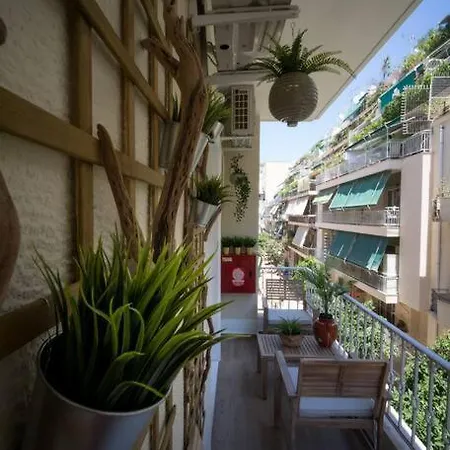 Victorian Elegance, Athens' Hidden Gem, 6br , 30sec To Metro , Ac , Netflix Apartment